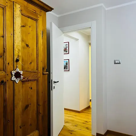 La Rose Du Prevot 아파트 *