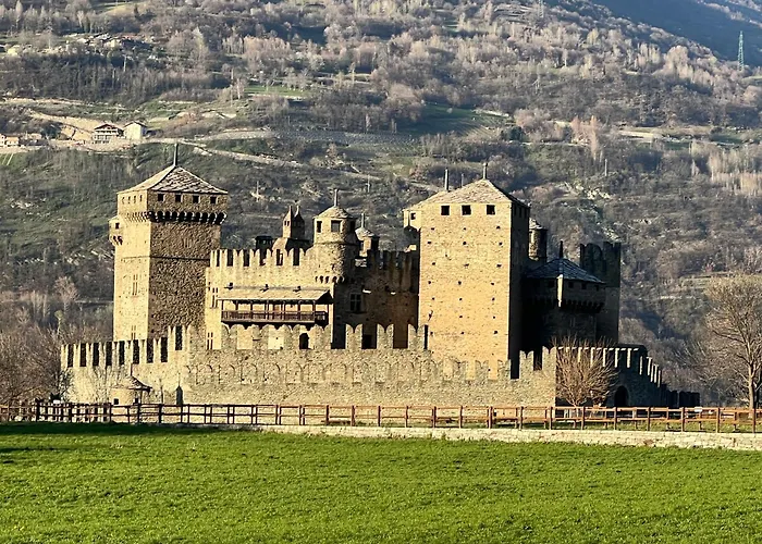La Rose Du Prevot Fenis